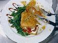 מילפיי עם גבינת עיזים ועגבניות צלויות לצד סלט רוקט (מלוח)
